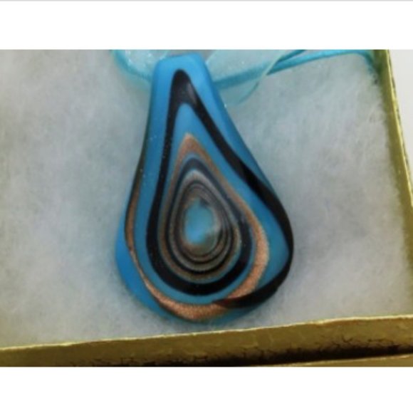 NIB Artisan Crafted Glass Art Pendant Necklace - Picture 2 of 3